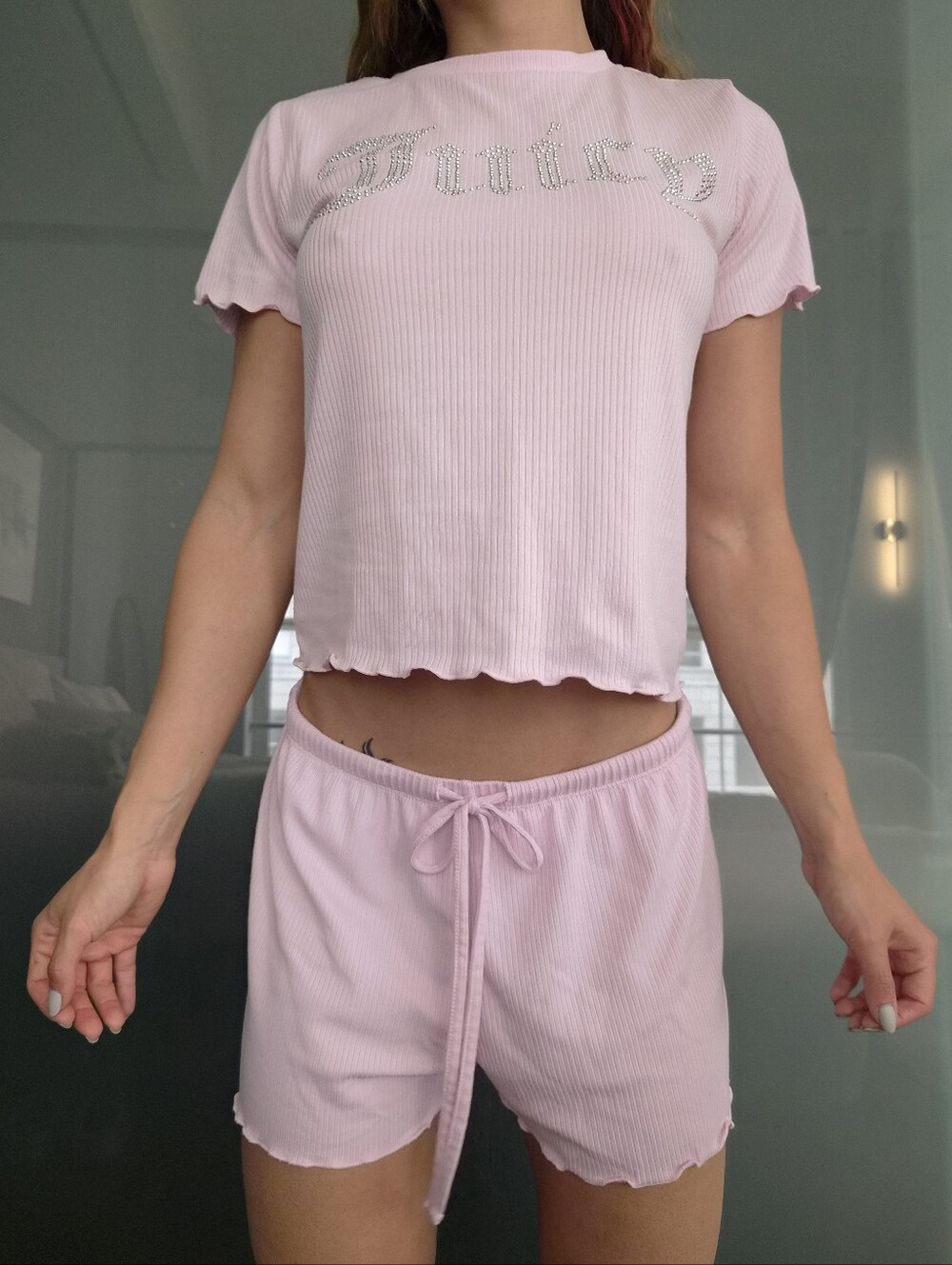 Juicy Couture Y2K Pink Ribbed Rhinestone Pajama Set - Small